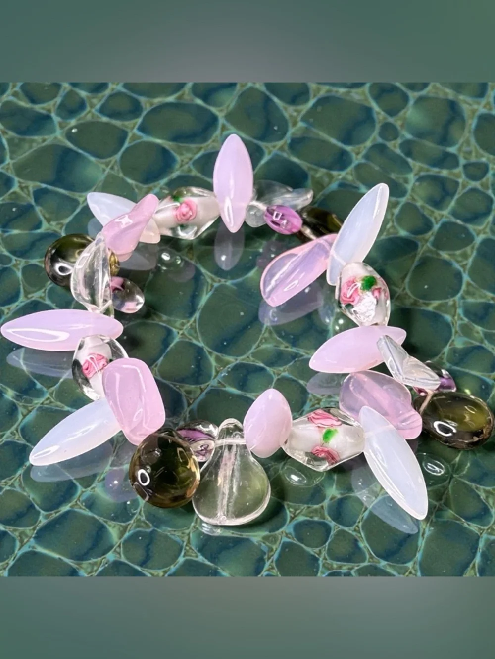 VTG Pink Art Glass Floral Bead Unique Stretch Bracelet One of a Kind Lampwork